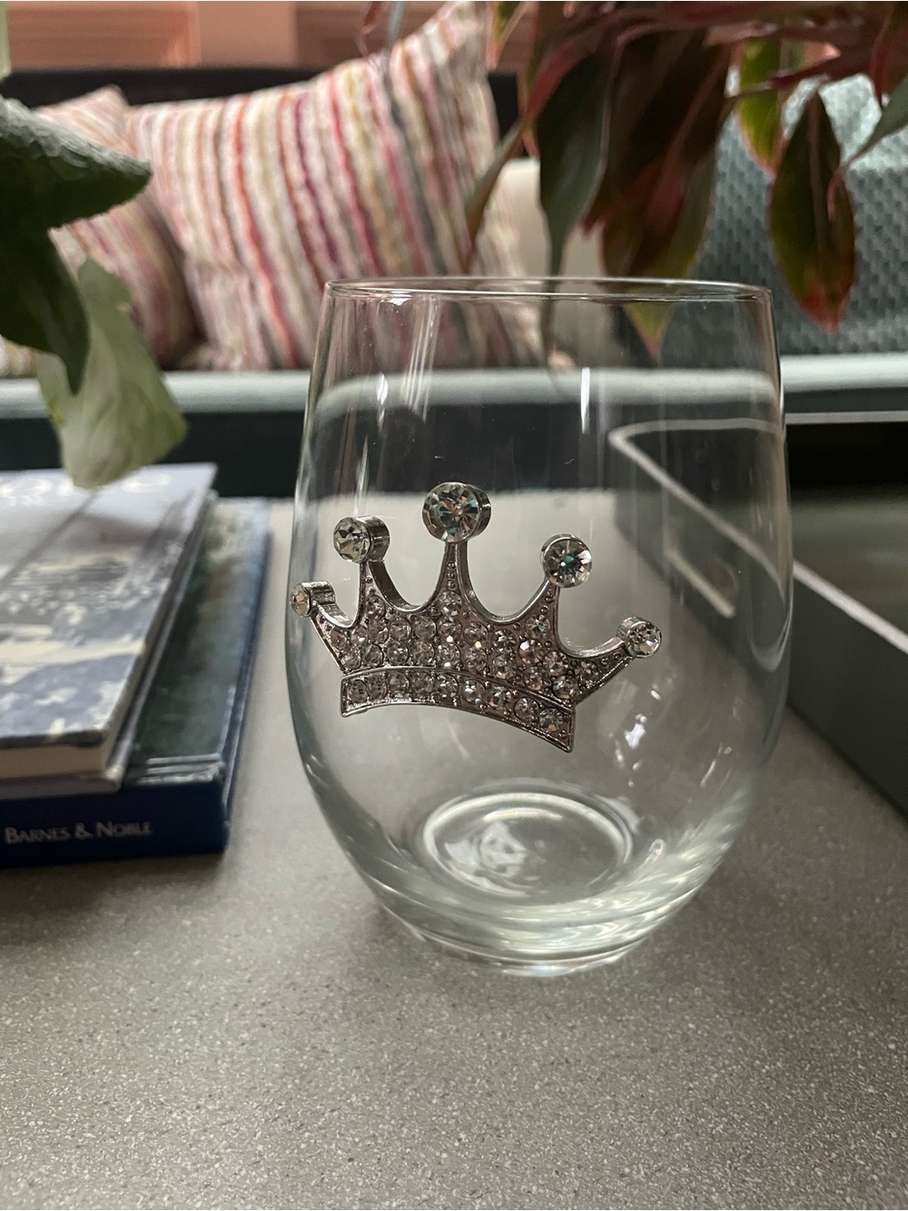 The Queens Jewels Tiara Jeweled Stemless Wine Glass Rhinestone Crown USA NWOB - Picture 4 of 4